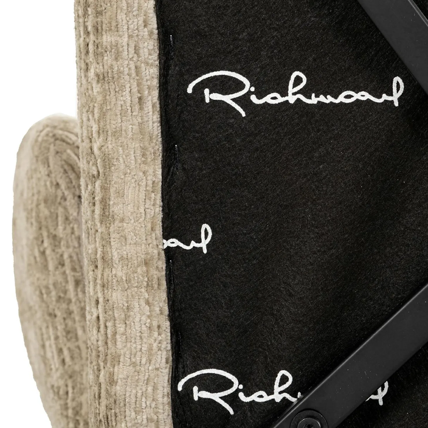 Barstoel Taylor Chenille Desert - zithoogte 67cm - Loft24.nl