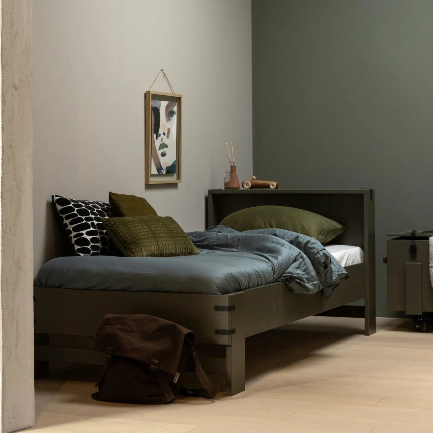 Bed Bobby 90 x 200cm, kleur Forest Green - Loft24.nl