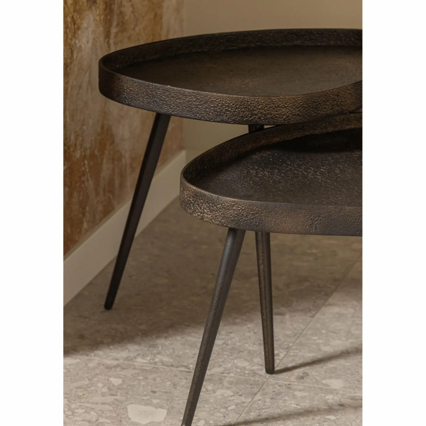 Bijzettafel Crude set an 2 stuks - antique bronze - Loft24.nl