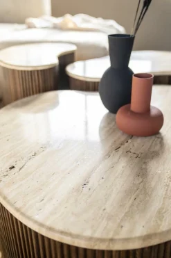 Bijzettafel Mari Mangohout en Travertin 50 x 33 cm - Loft24.nl