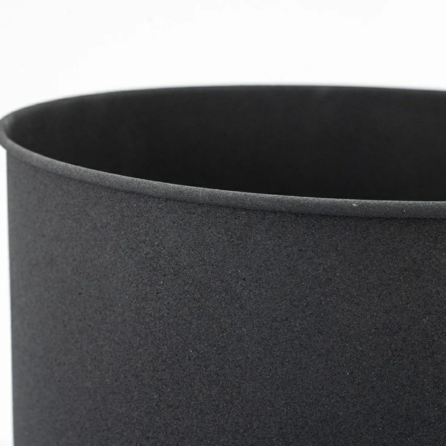 Bloempot Diablo Zwart klein 28 cm - Loft24.nl