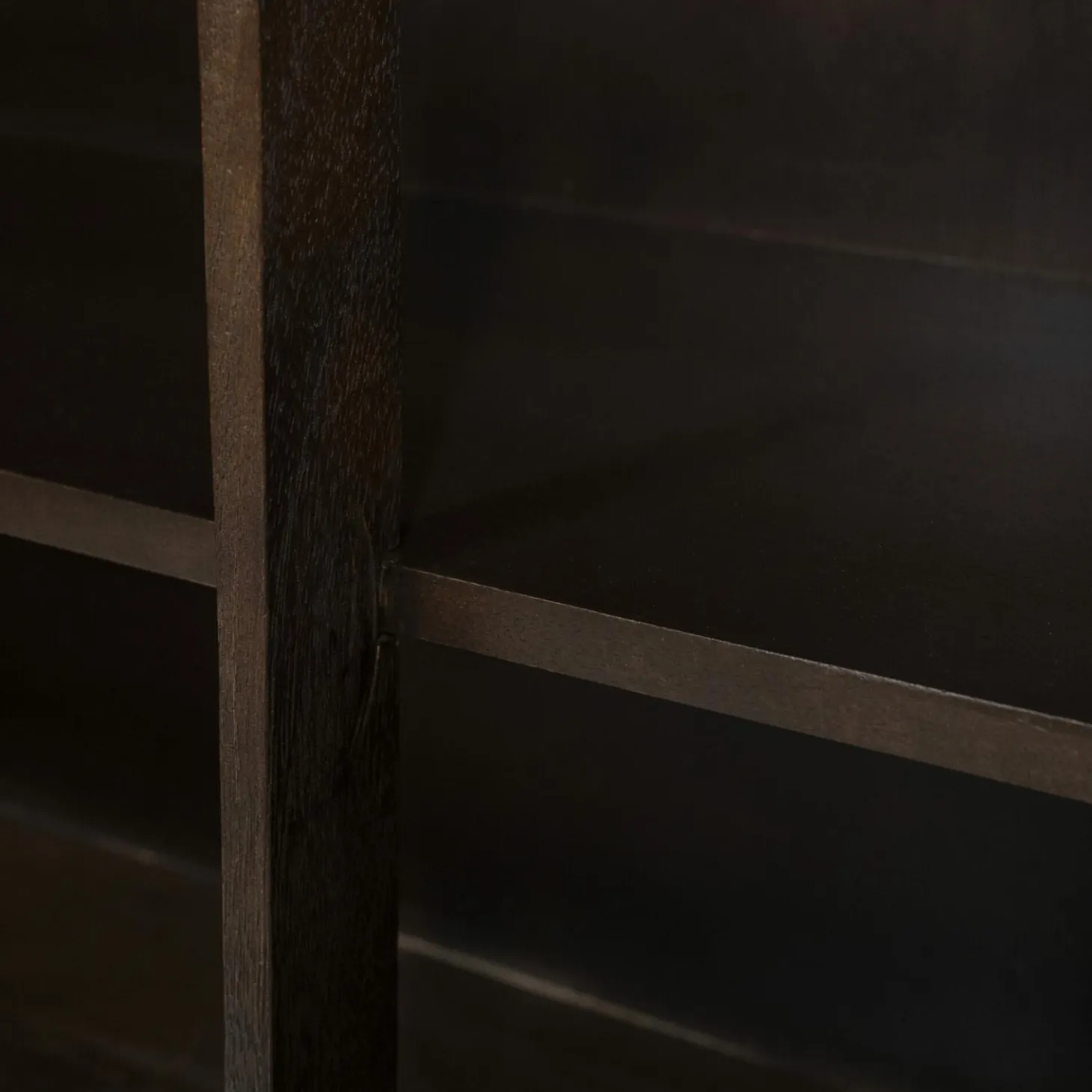 Boekenkast Lio Mangohout Travertin 120x220cm - bruin - Loft24.nl