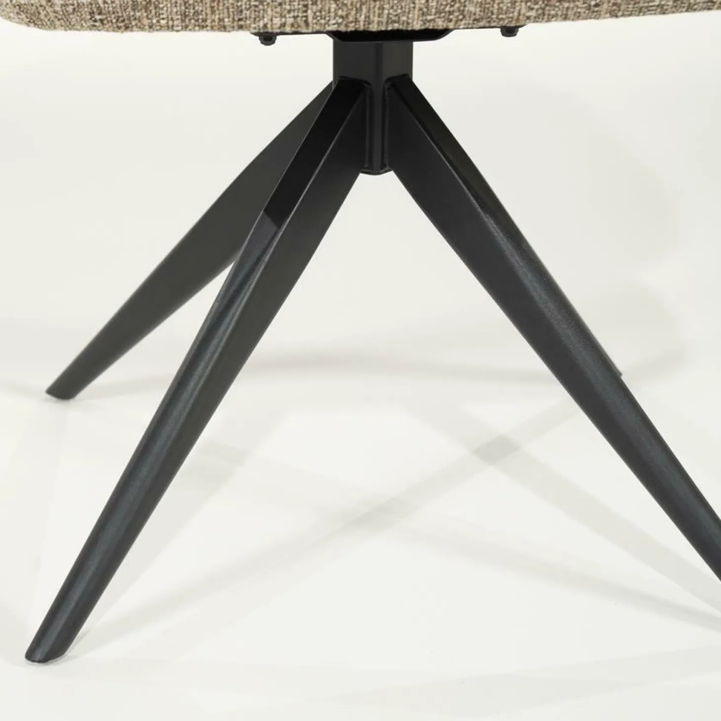 Draaibare Eetkamerstoel Connor kleur Bruin - Loft24.nl