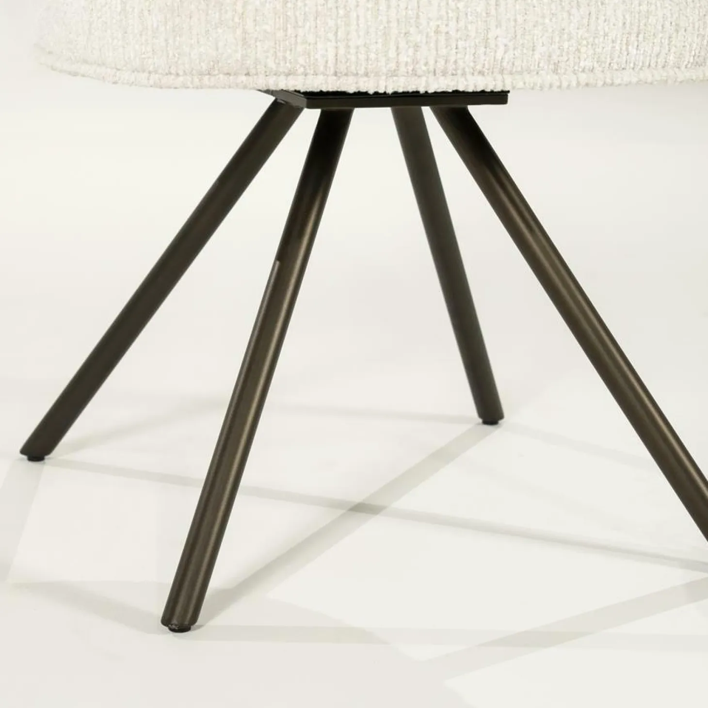 Draaibare Eetkamerstoel Jayson - Beige - Loft24.nl