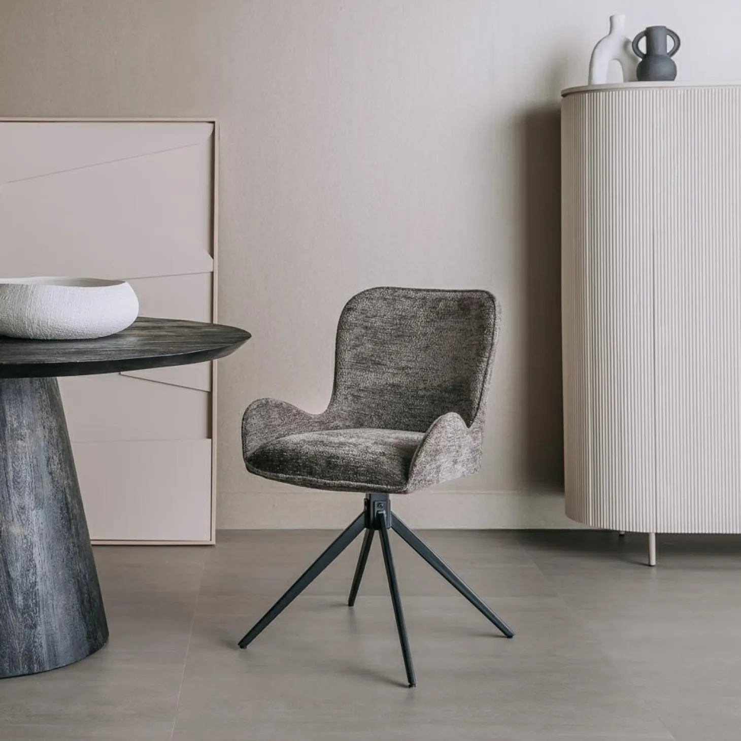 Draaibare Eetkamerstoel Sora Chenille - Taupe - Loft24.nl