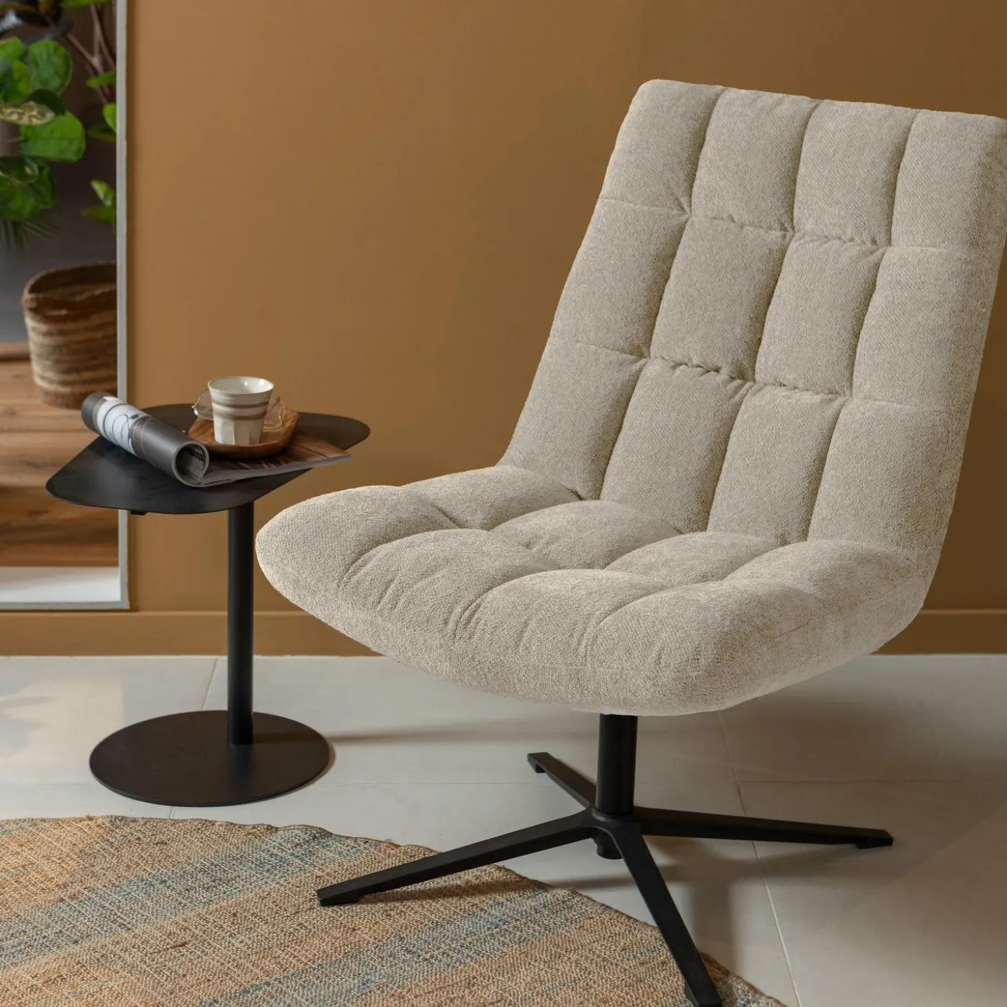 Draaifauteuil Job Bouclé - Zand - Loft24.nl