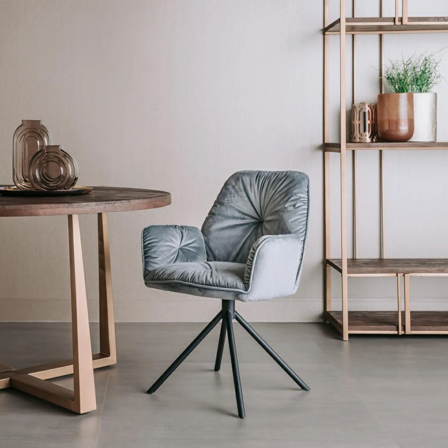 Eetkamerstoel Palma met armleuning - Grijs - Loft24.nl