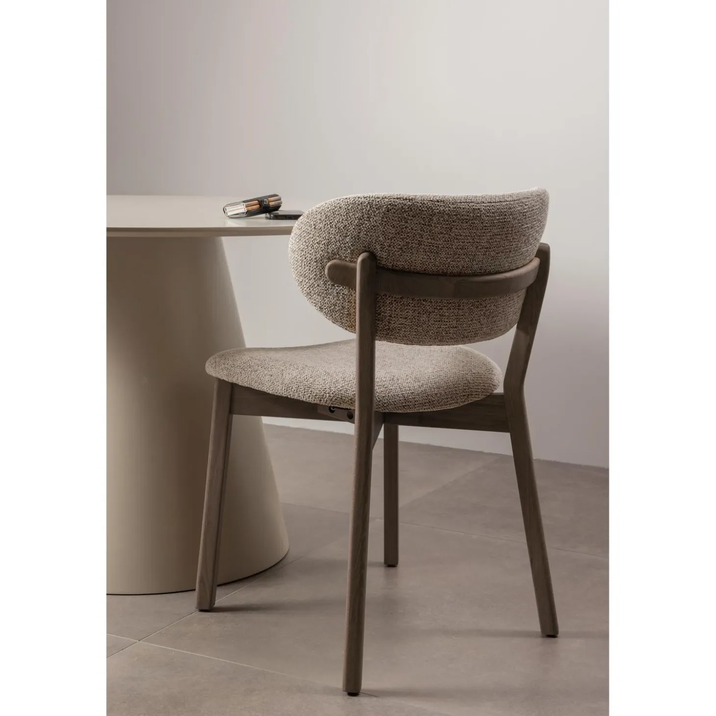 Eetkamerstoel Udarhouten onderstel - Donkerbruin - Loft24.nl