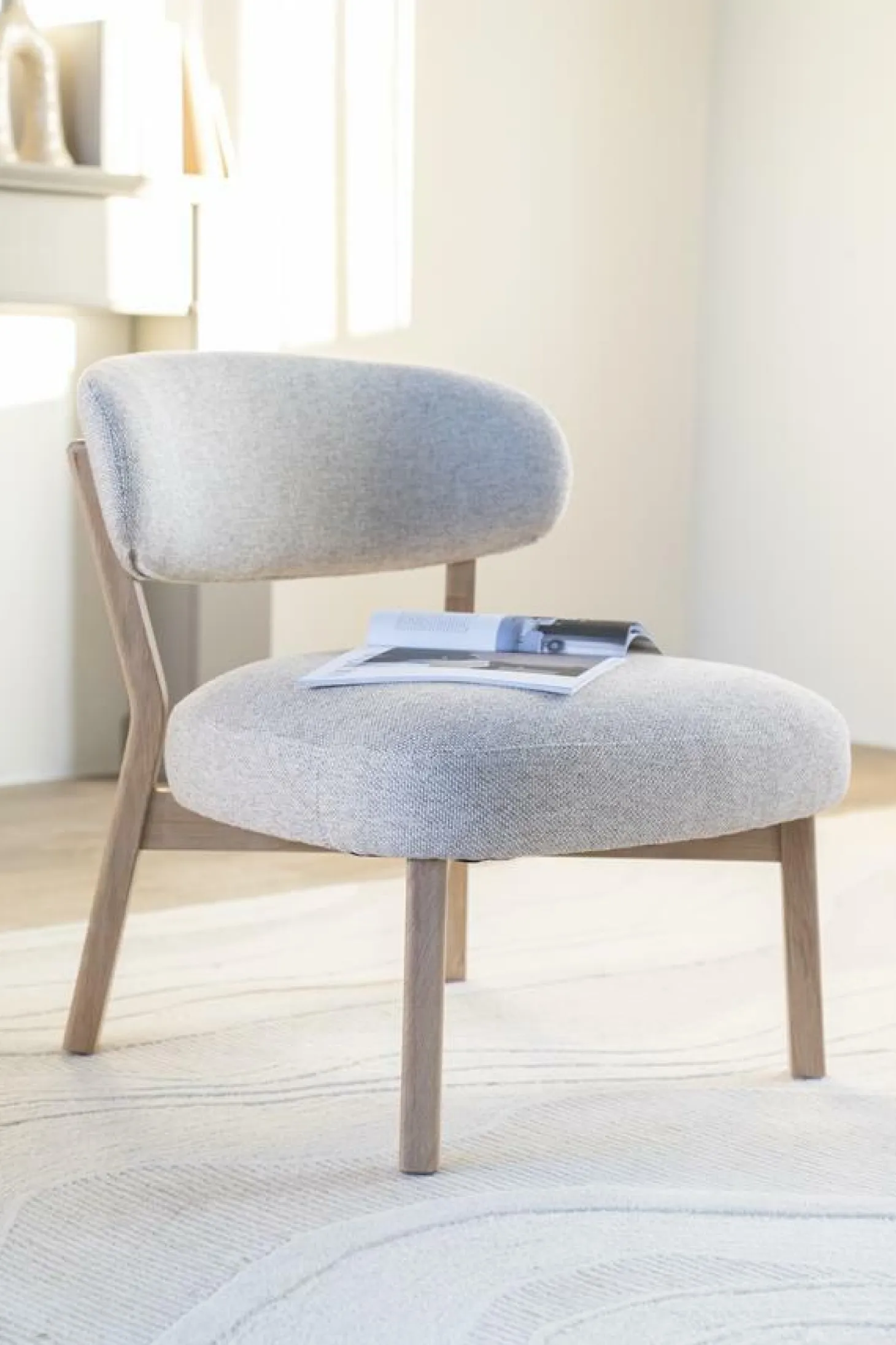 Fauteuil Mikky Eikenhout en stof Taupe / Naturel - Loft24.nl