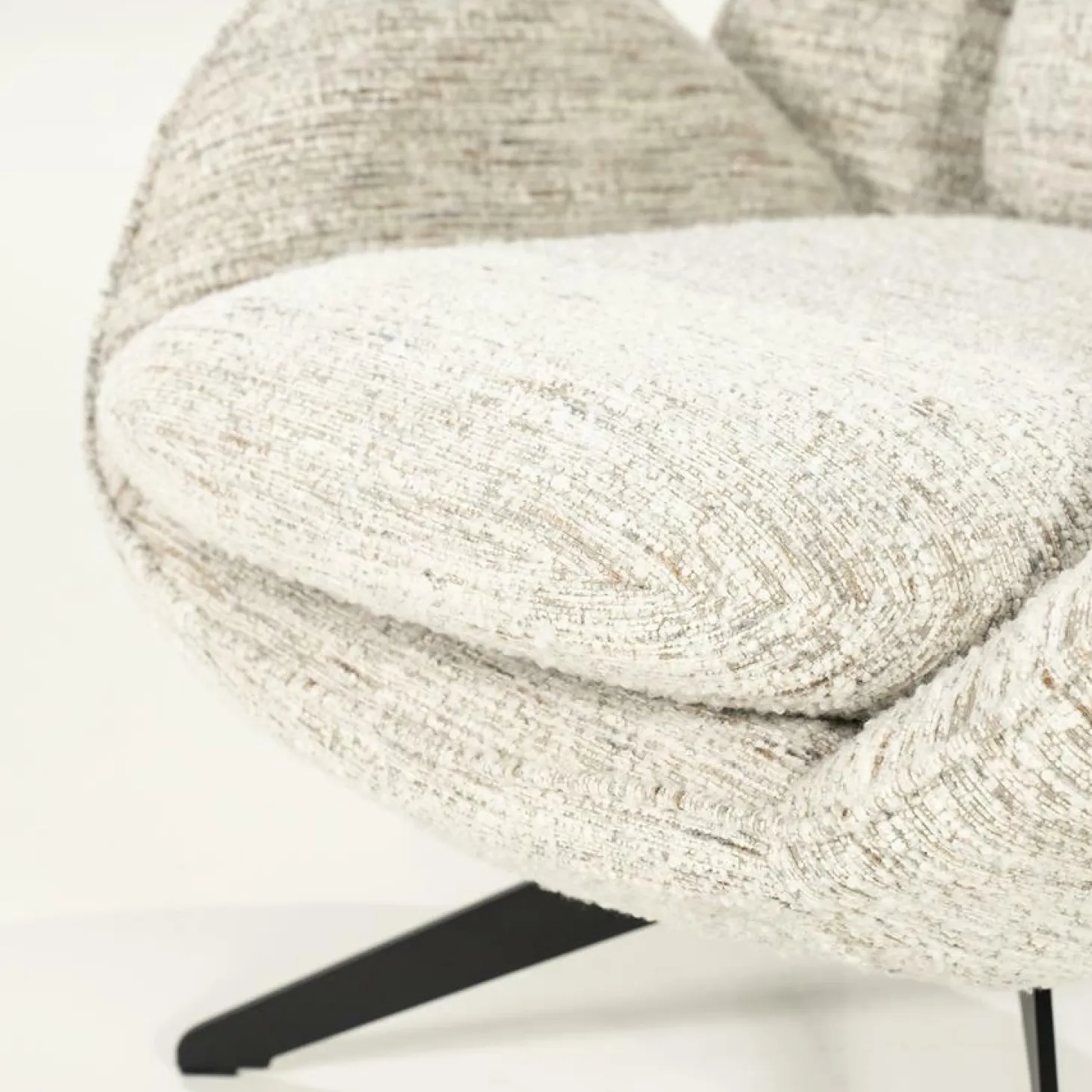 Fauteuil Ryan Met hocker Bouclé - Beige - Loft24.nl