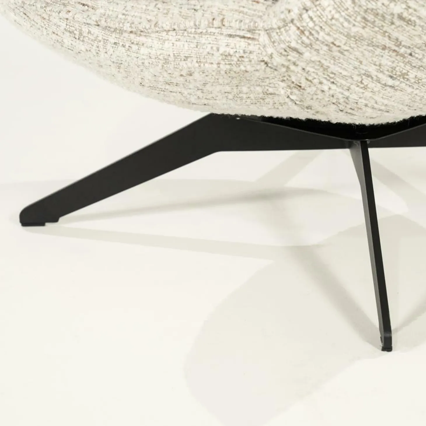 Fauteuil Ryan Met hocker Bouclé - Beige - Loft24.nl