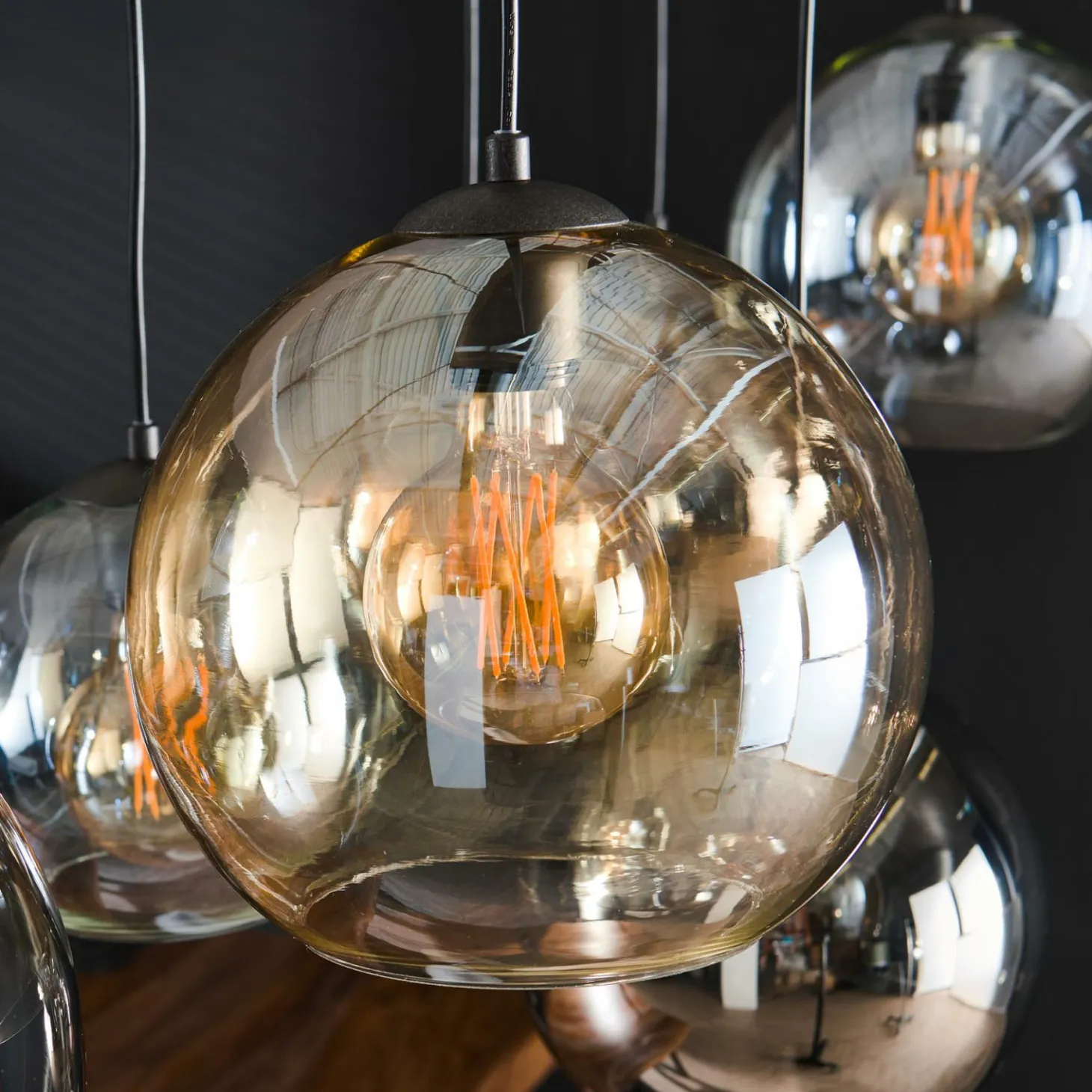 Hanglamp 4+3 multi globe XL - Loft24.nl