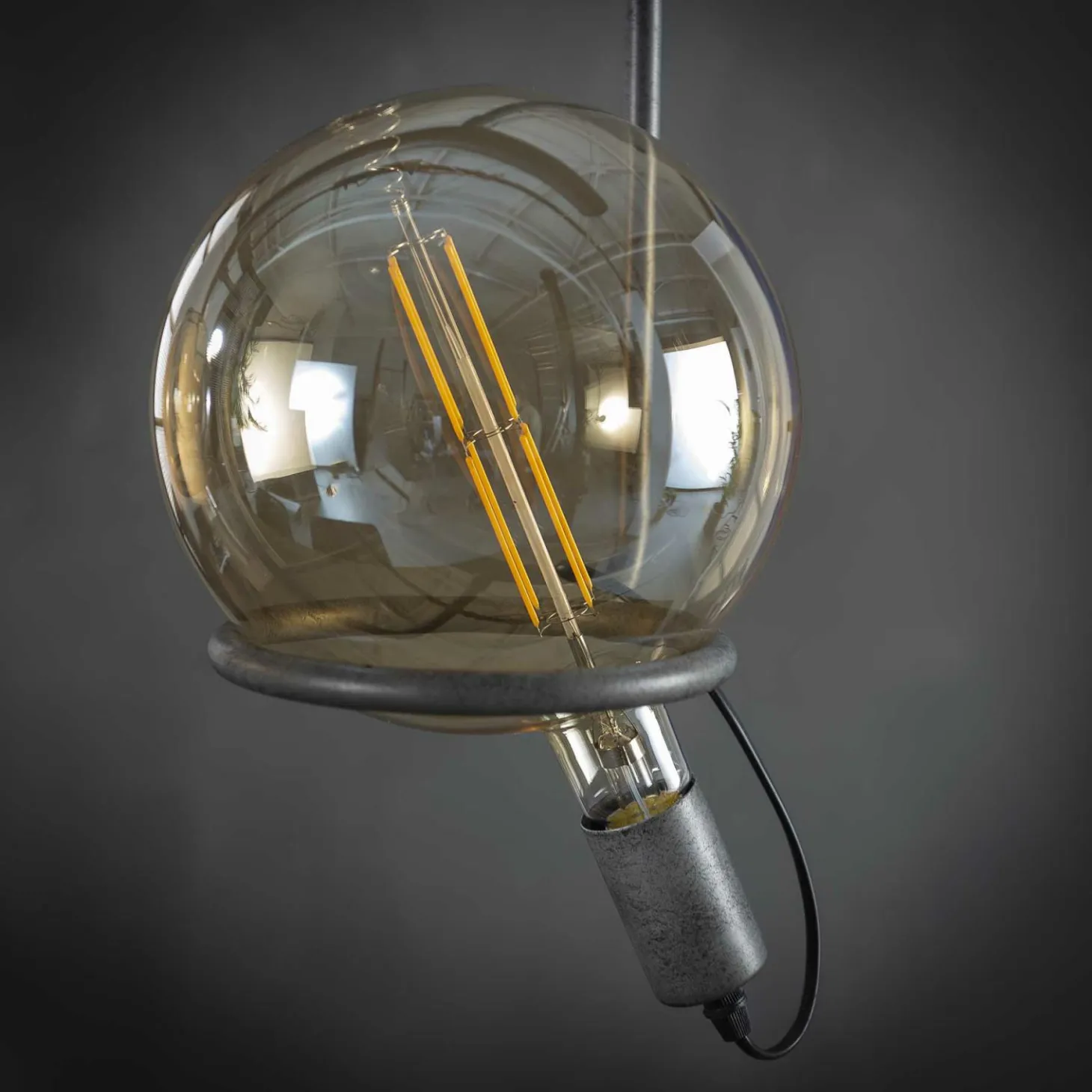 Kooldraadlamp Bol XXL Ø20 Amberkleurig dimbaar - Loft24.nl
