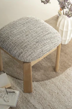 Kruk Lottie Geweven stof en eikenhout - Beige - Loft24.nl