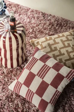 Kussen Twist 45x45 cm - Burgundy - Loft24.nl