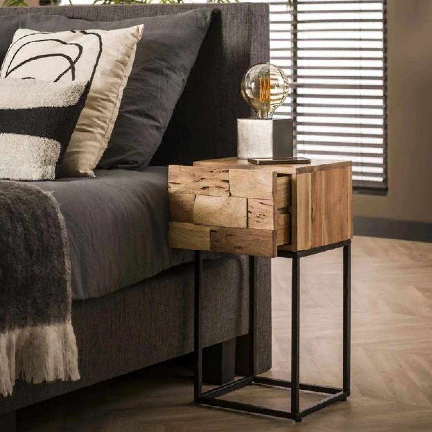 Nachtkastje Mill Acaciahout met 1 lade - Loft24.nl