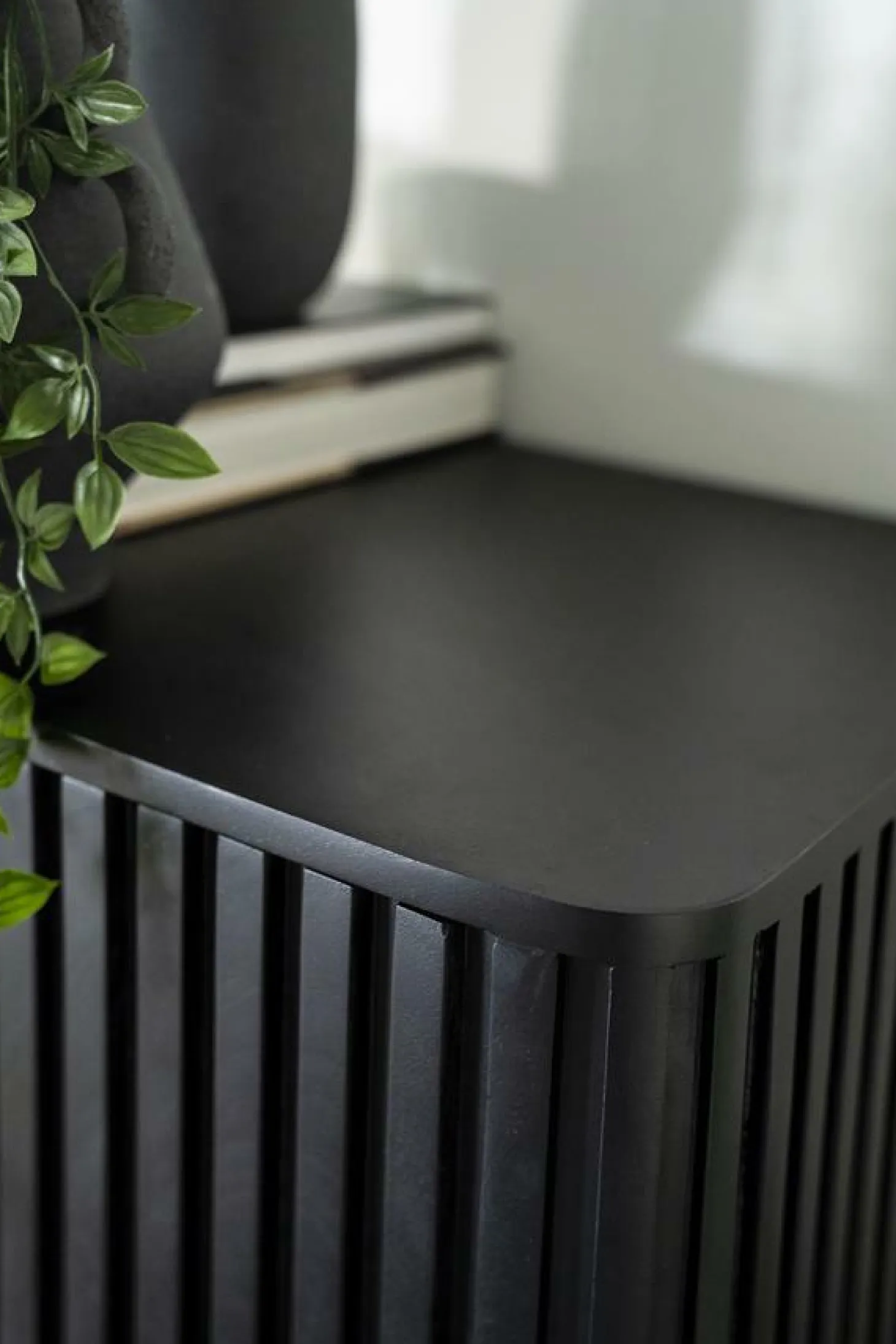 Opbergkast Remi Mangohout en Metaal 170 x 96 cm - Zwart - Loft24.nl