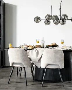 Ovale Eettafel Aron Mangohout Zwart - 250cm - Loft24.nl