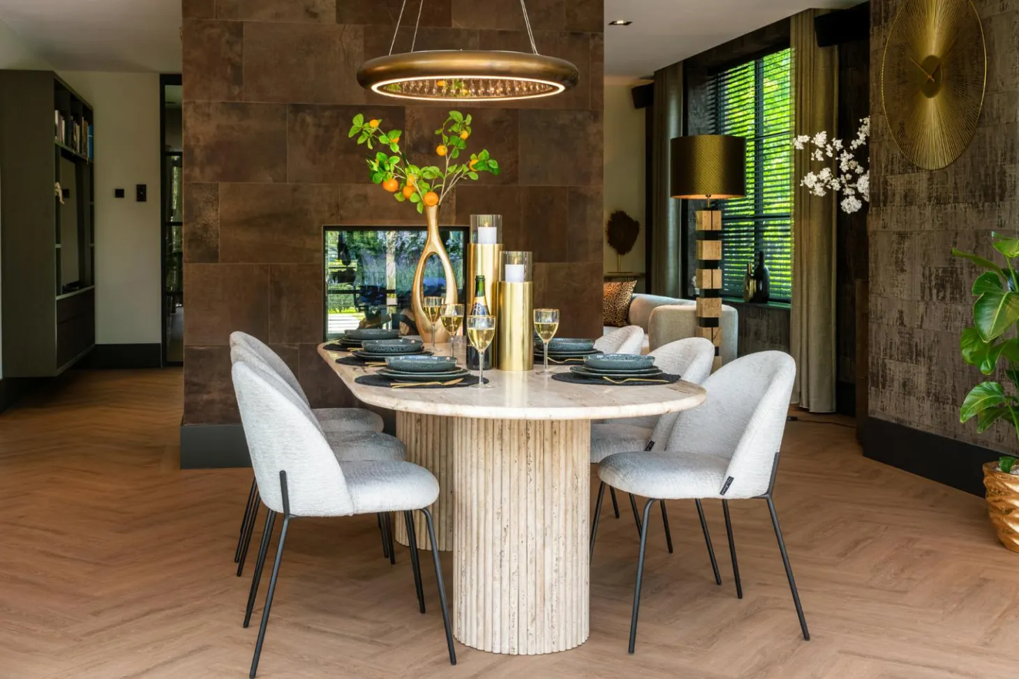 Ovale Eettafel La Cantera 240 x 110 cm - Travertin - Loft24.nl