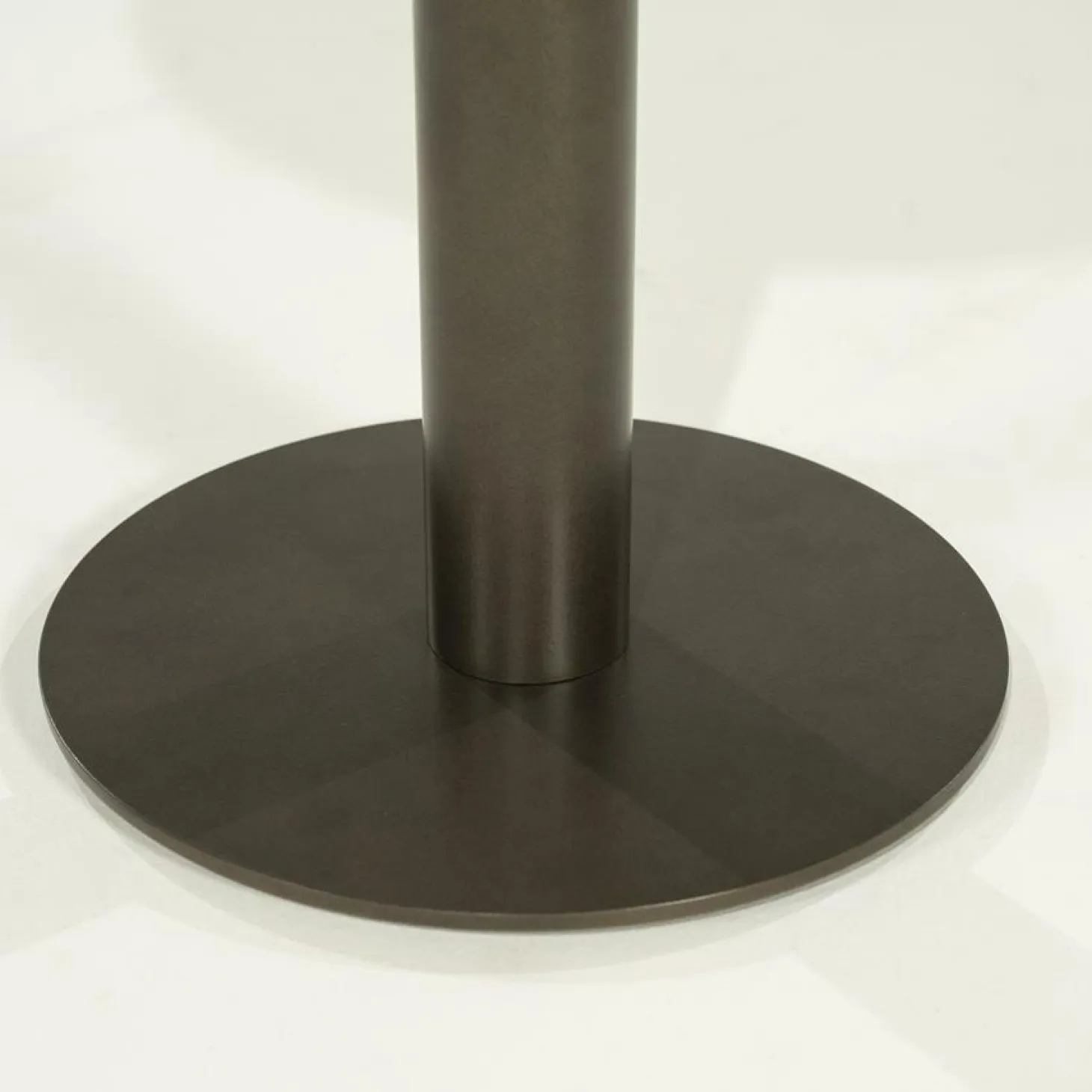 Ronde Salontafel Esila Mangohout 50cm - Loft24.nl