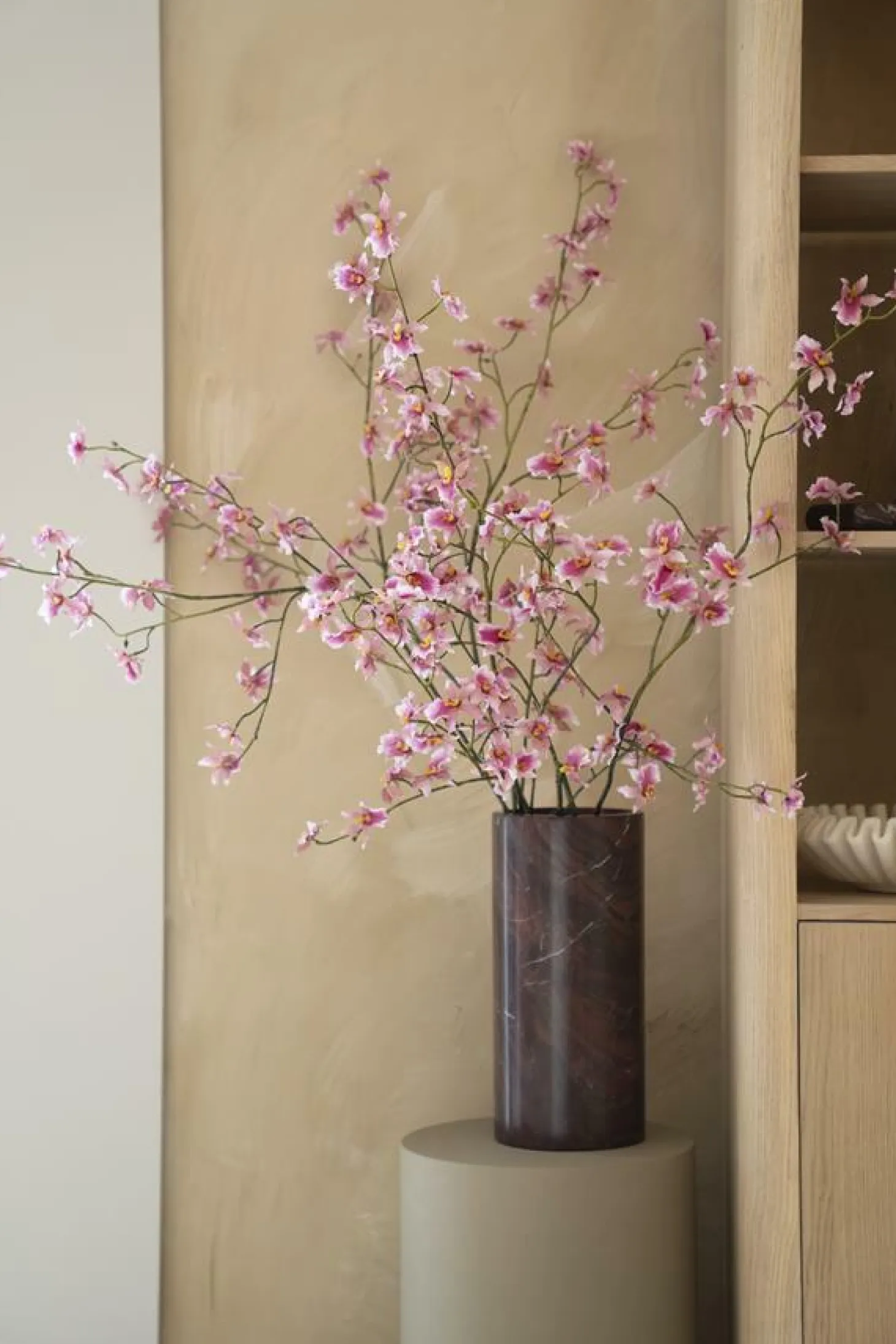 Vaas Rosso Marmer 33cm hoog - Loft24.nl