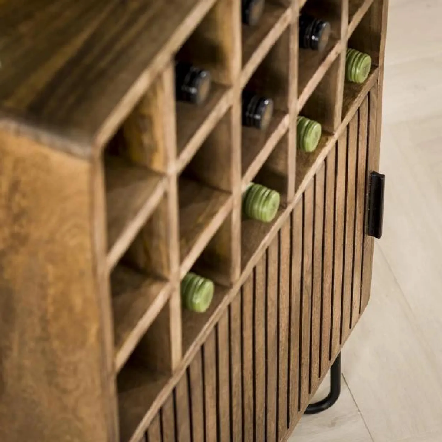 Wijnkast Tweak Mangohout voor 15 flessen - Loft24.nl